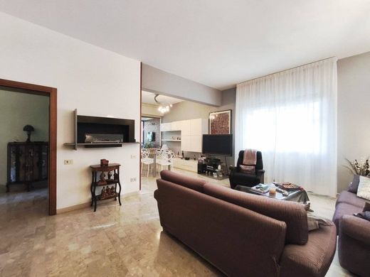 Casa di lusso a San Lazzaro di Savena, Bologna