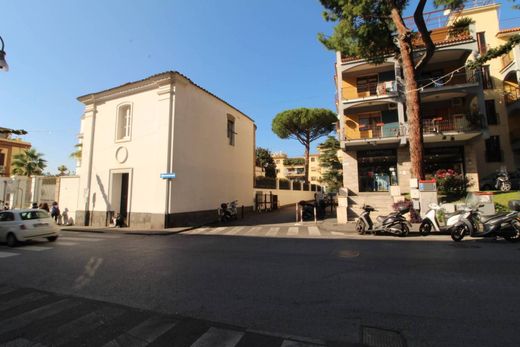 Apartment in Piano di Sorrento, Naples