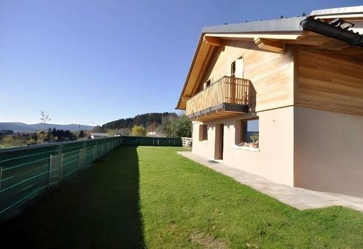 Sıralı evler Roana, Vicenza ilçesinde