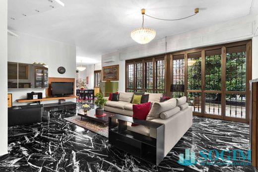 Villa Cinisello Balsamo, Milano ilçesinde