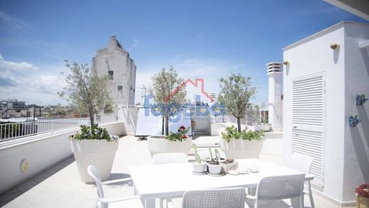 Вилла, Трани, Provincia di Barletta - Andria - Trani