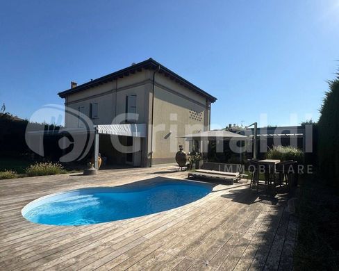 Villa - Granarolo dell'Emilia e Viadagola, Bolonha