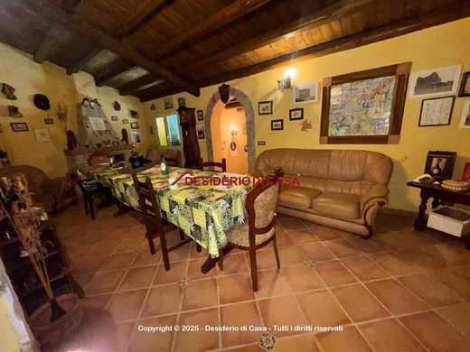 Country House in Caccamo, Palermo