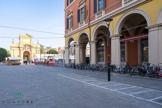 Apartment in Bologna, Emilia-Romagna