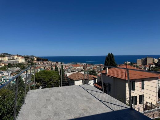 Piso / Apartamento en Sanremo, Provincia di Imperia