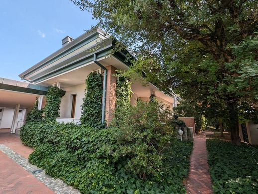 Βίλα σε Pordenone, Friuli Venezia Giulia