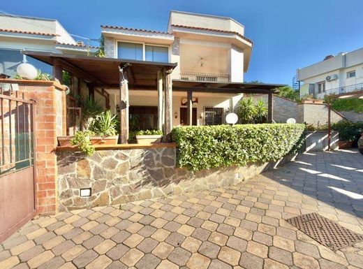 Villa in Isola delle Femmine, Palermo