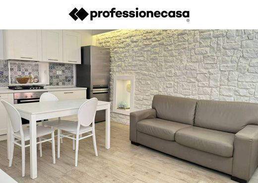 Casa di lusso a Sirolo, Ancona