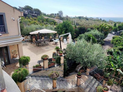 Villa en Aci Castello, Catania