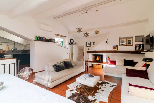 Apartment in Rome, Latium