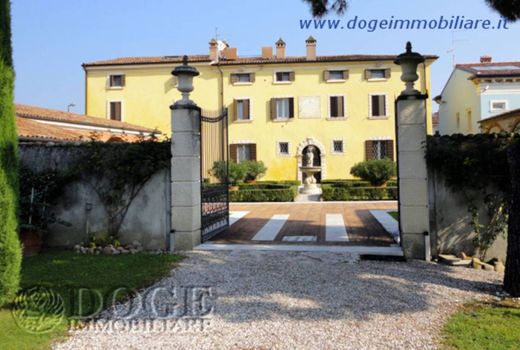 Villa in San Martino Buon Albergo, Provincia di Verona