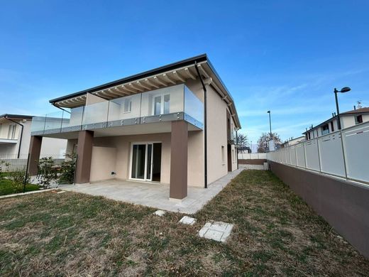 Willa w Rosà, Provincia di Vicenza