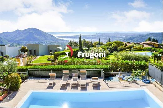 Villa in Villanuova sul Clisi, Provincia di Brescia