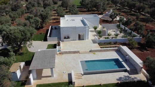 Villa in Ostuni, Provincia di Brindisi