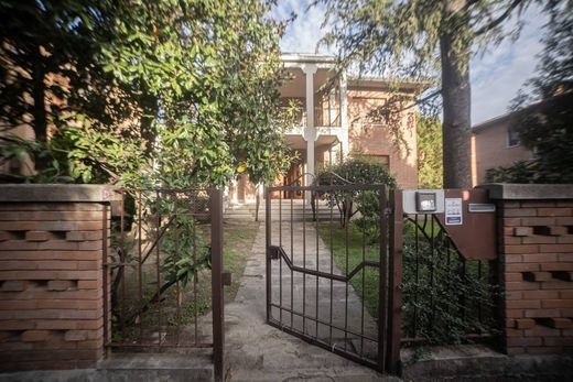 Villa a Imola, Bologna