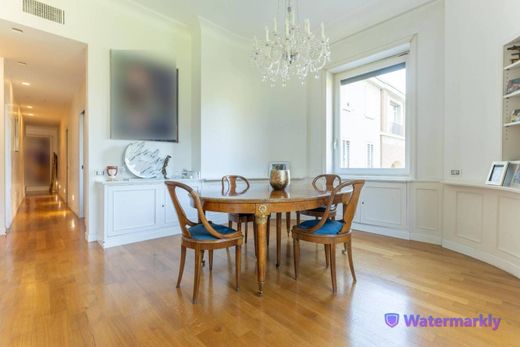 Apartment / Etagenwohnung in Rom, Latium