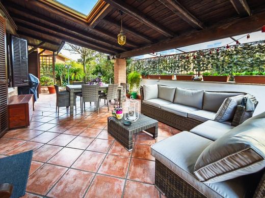 Apartment / Etagenwohnung in Rom, Latium