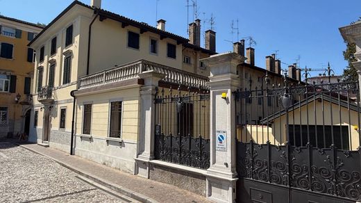 Villa in Udine, Friuli Venezia Giulia