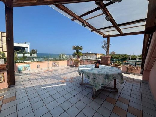Piso / Apartamento en San Benedetto del Tronto, Provincia di Ascoli Piceno