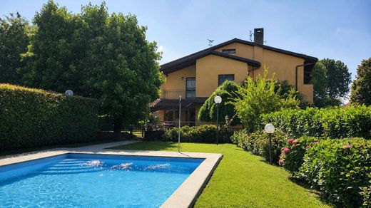 Villa à Vinovo, Turin