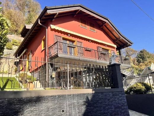 Casa de lujo en Dizzasco-Biazzeno, Provincia di Como