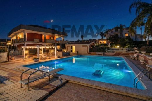 Villa - Aci Sant'Antonio, Catania