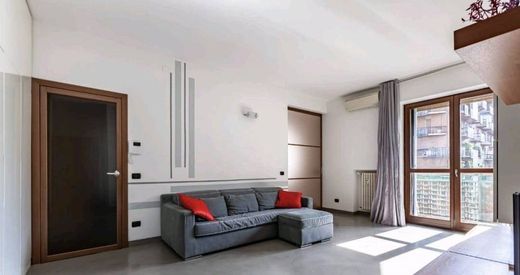 ミラノ, Città metropolitana di Milanoのアパートメント