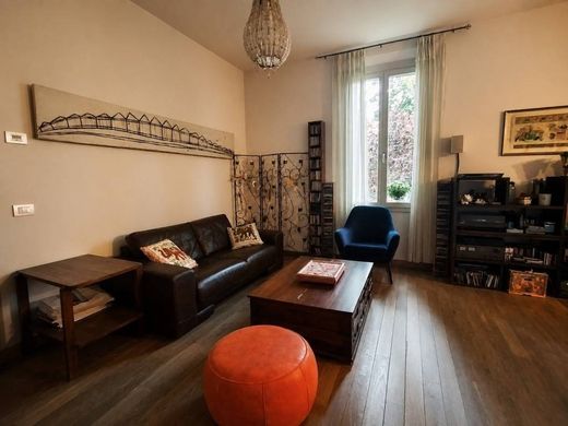 Villa a Forlì, Forlì-Cesena