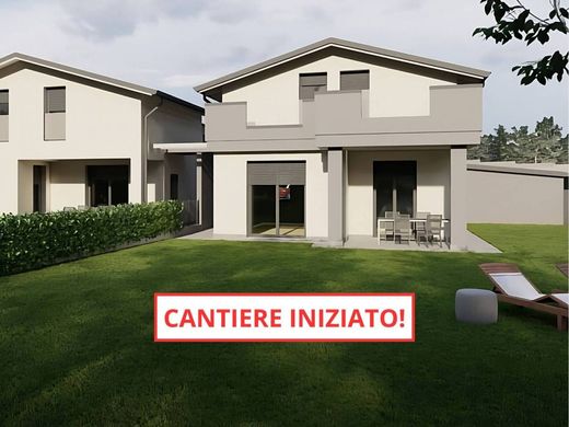 Villa in Montano Lucino, Provincia di Como