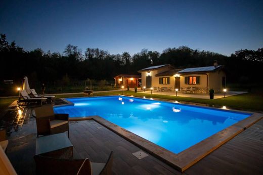 Country House in Genazzano, Rome