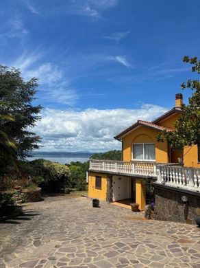 Villa in Bolsenameer, Provincia di Viterbo