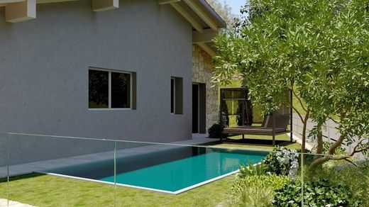 Villa a Costermano, Verona