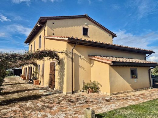 Country House in Cascina, Pisa