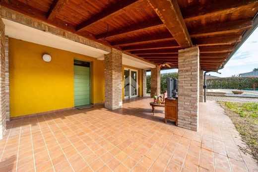 Villa in Bibbiano, Provincia di Reggio Emilia