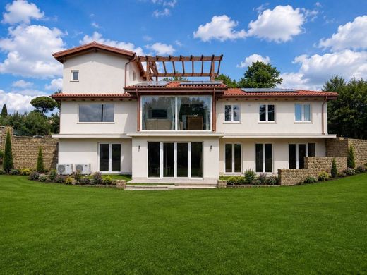 Villa in Formello, Rome