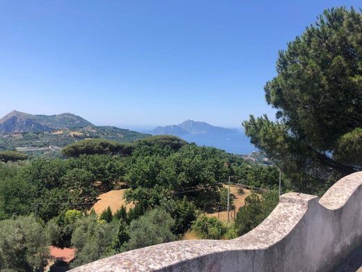 Villa in Massa Lubrense, Naples