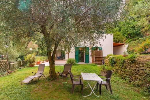 Villa in Finale Ligure, Provincia di Savona