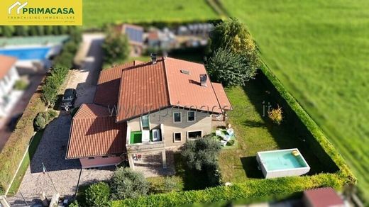 Villa in Zevio, Provincia di Verona