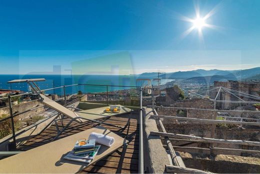 Landsitz in Borgio, Provincia di Savona