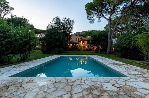 Villa in Pula, Provincia di Cagliari