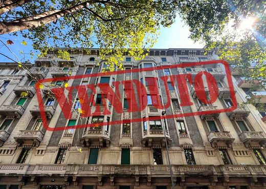 아파트 / 밀라노, Città metropolitana di Milano