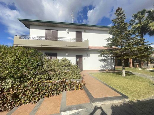 Villa - Mascalucia, Catania