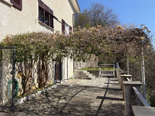 Villa in Carasco, Provincia di Genova