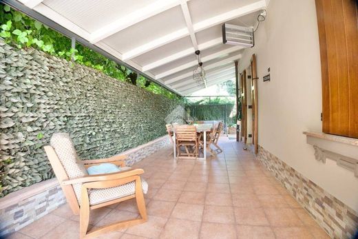 Βίλα σε Reggio nell'Emilia, Provincia di Reggio Emilia