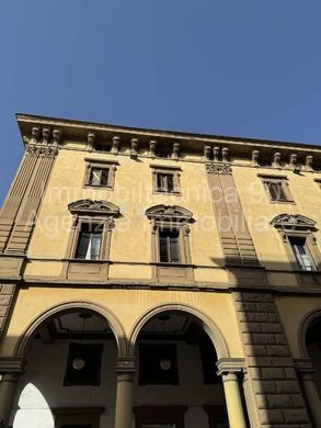 Apartment / Etagenwohnung in Arezzo, Provinz Arezzo