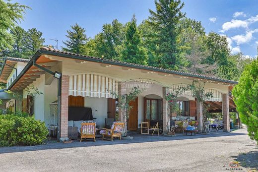 Villa a San Lazzaro di Savena, Bologna