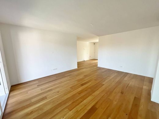 Apartamento - Pádua, Veneto