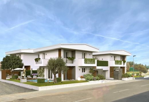 Villa in Limido Comasco, Provincia di Como