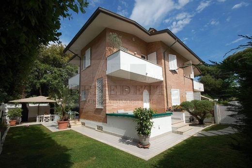 Villa in Pietrasanta, Provincia di Lucca