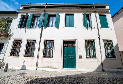 Casa di lusso a Padova, Veneto